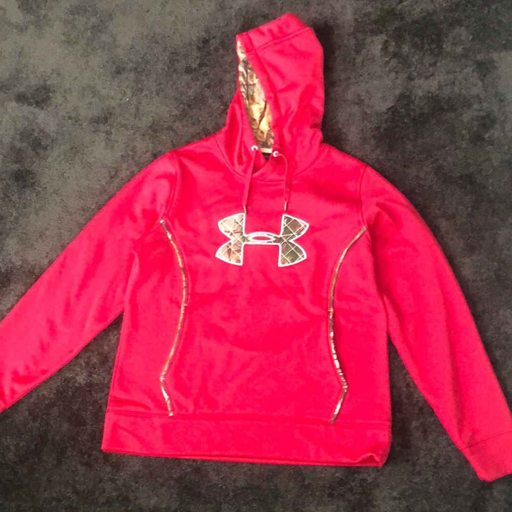 pink hoodie